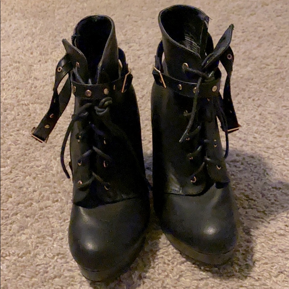 Top Moda black heel boot.